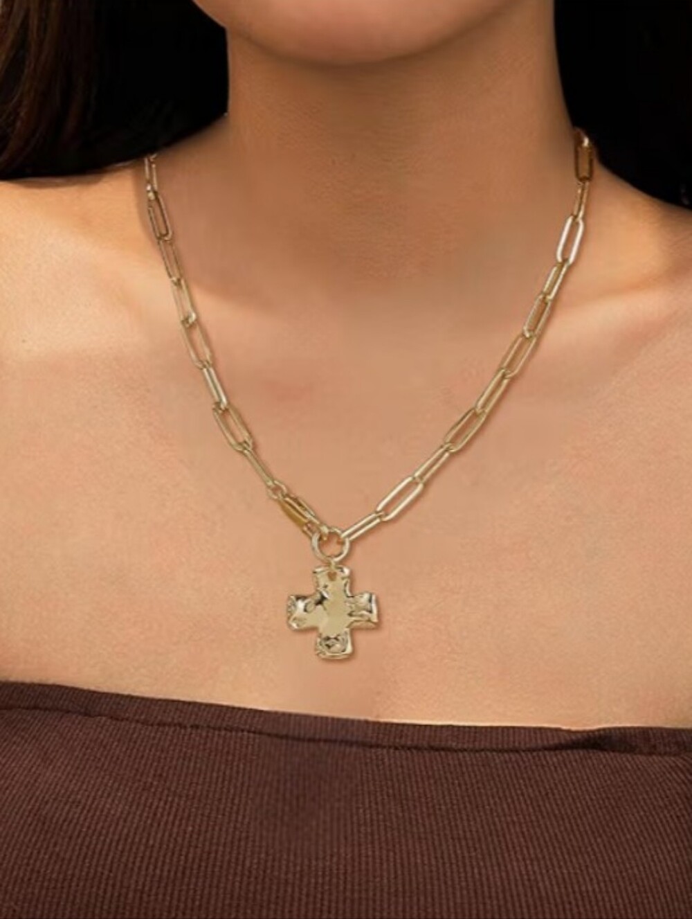NWT Chunky Hammered Cross Paperclip Chain Necklace - Picture 3 of 6